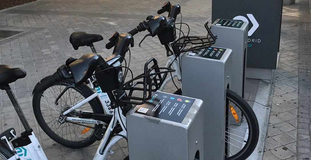 Green electricity for e-bike charging stations